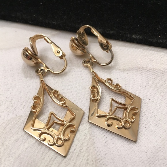 Vintage Jewelry - Vintage Art Deco Gold Dangling Earrings